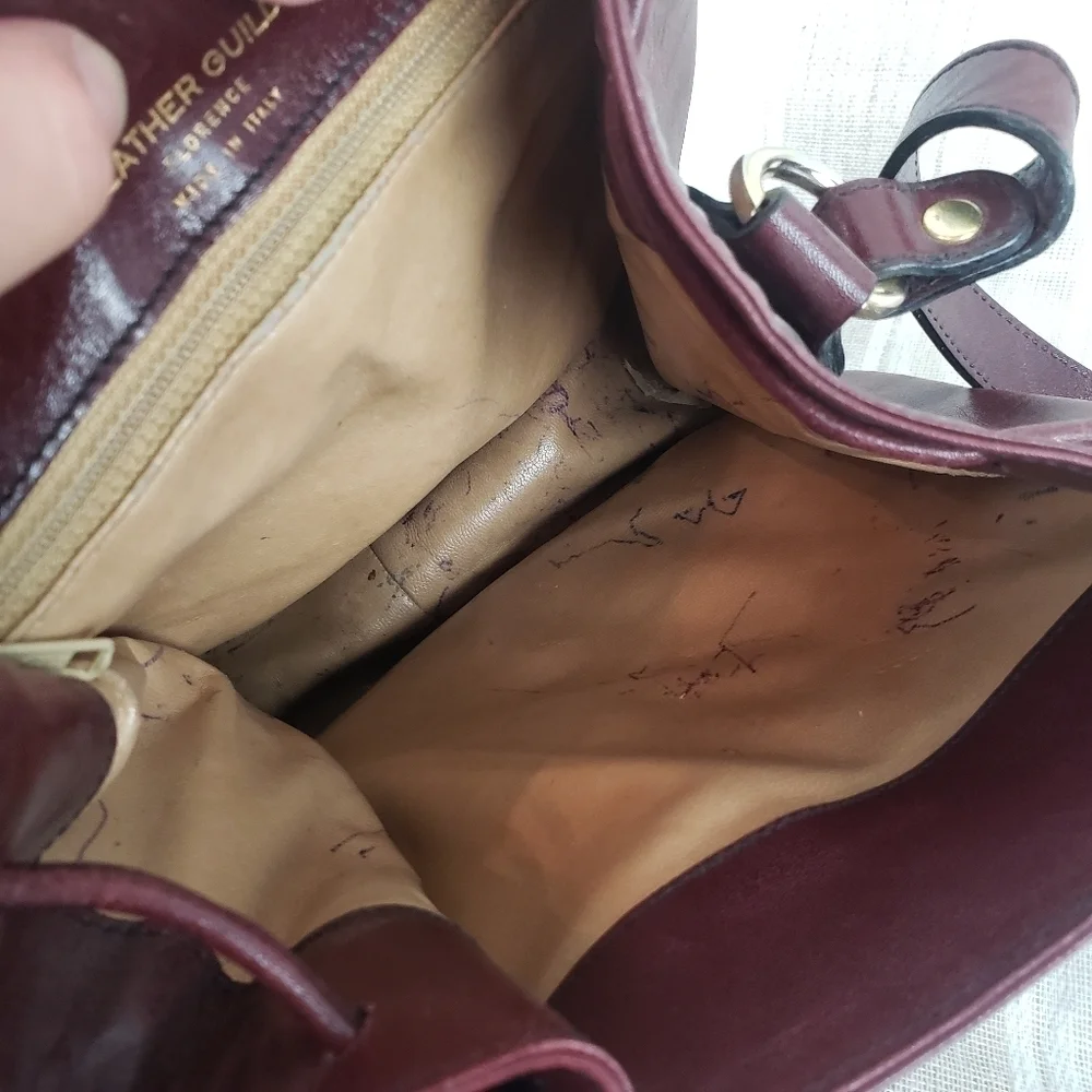 Leather Guild Drawstring Crossbody‎ Bag Purse Maroon